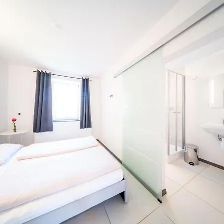 Guest house Weingutstahl *